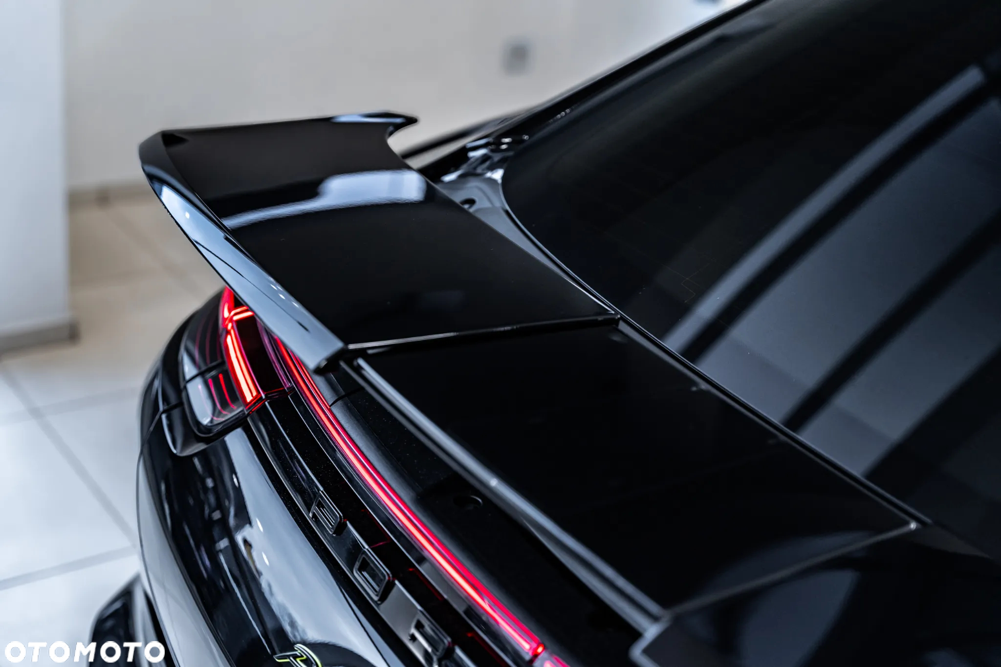 Porsche Panamera - 12