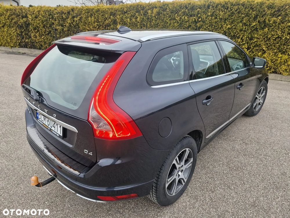 Volvo XC 60 D4 Geartronic Summum - 9