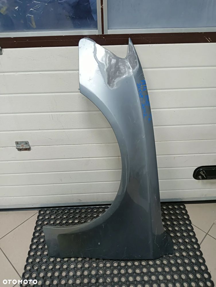 Audi A4 B8 2008-2012 lewy blotnik przedni - 1