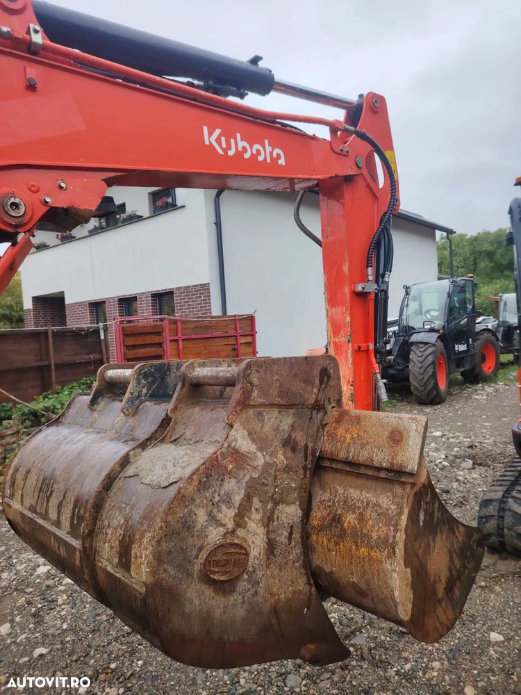 Kubota U48 - 32