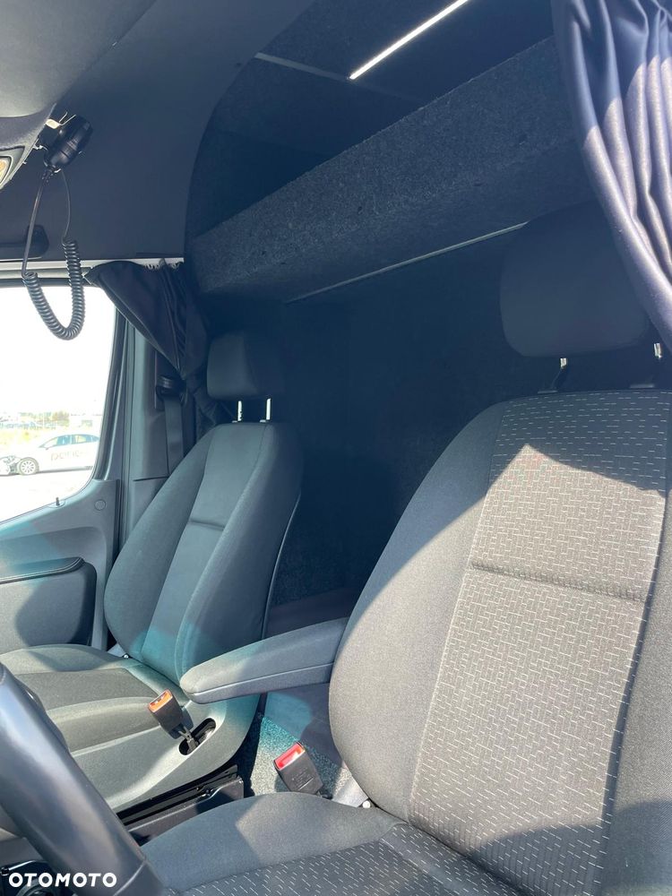 Mercedes-Benz SPRINTER - 7