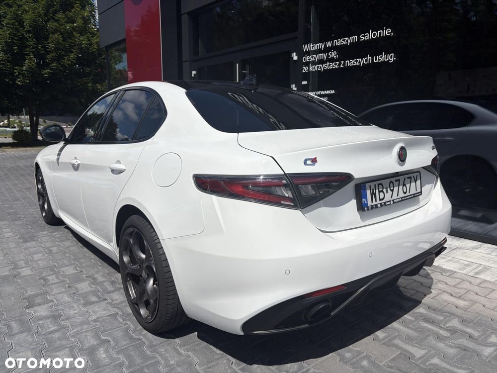 Alfa Romeo Giulia 2.0 Turbo Tributo Italiano Q4 - 4