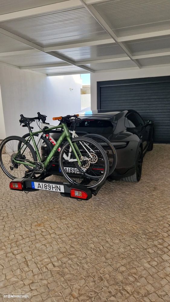 Porsche Taycan Cross Turismo 4 - 51