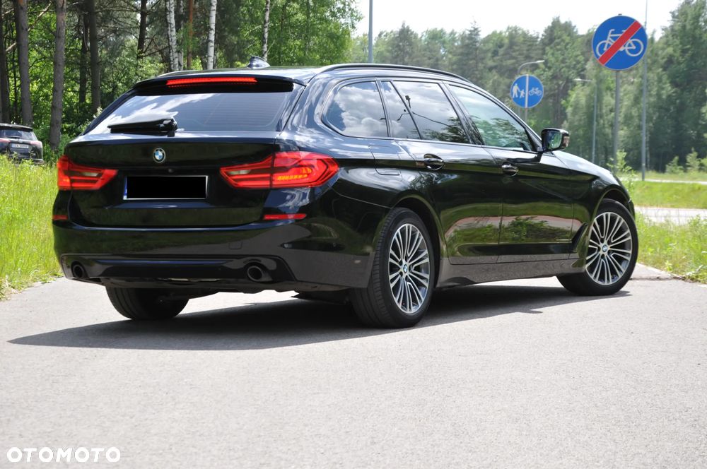 BMW Seria 5 520d xDrive Sport Line - 8