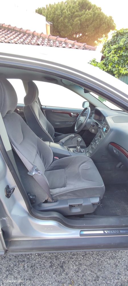 Volvo S60 2.0 T - 8