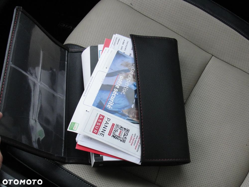 Honda Civic 1.5 i-VTEC Turbo CVT Prestige - 17