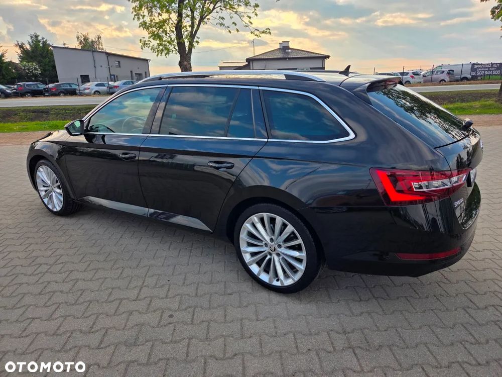 Skoda Superb 1.6 TDI DSG Style - 14