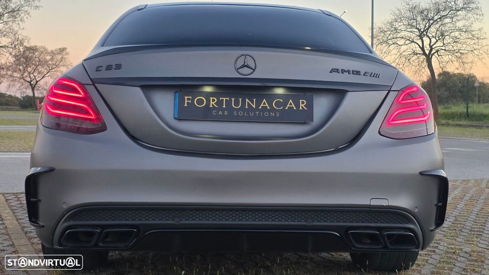 Mercedes-Benz C 63 AMG Standard - 6