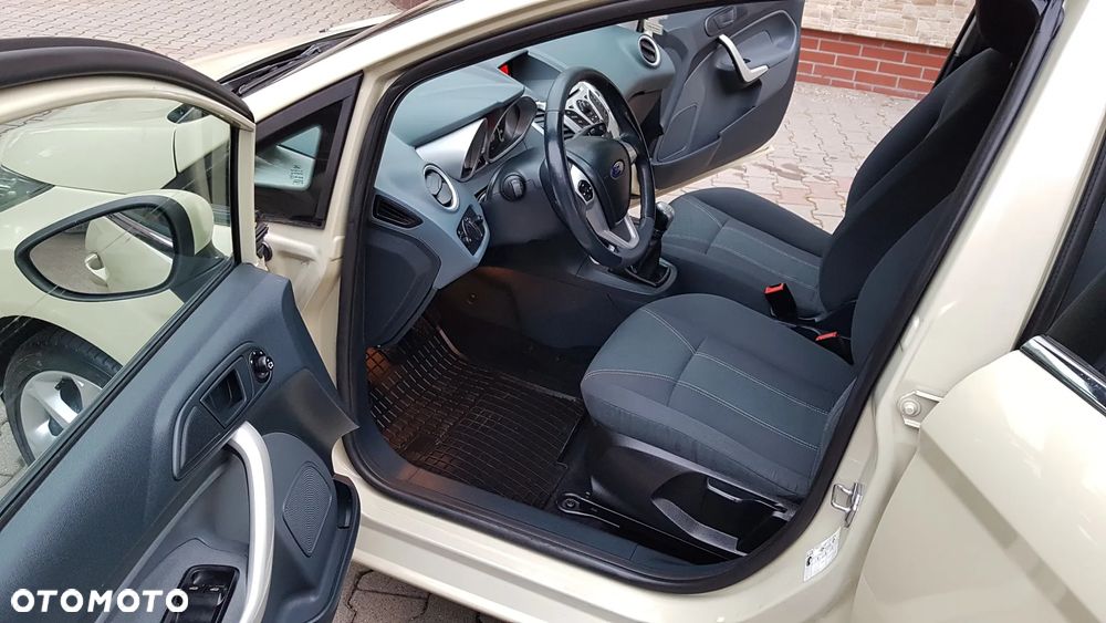 Ford Fiesta 1.25 Titanium - 6