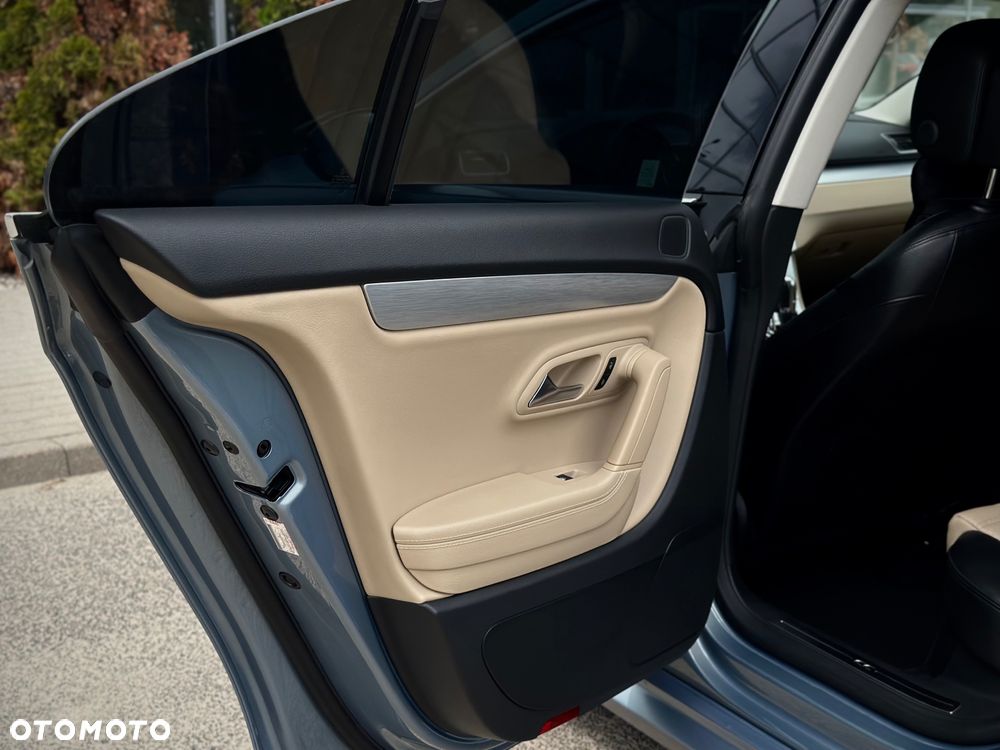 Volkswagen CC 2.0 TSI DSG - 23