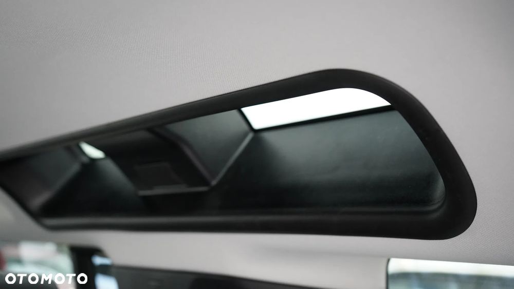 Land Rover Defender 3.0 D250 mHEV S - 33