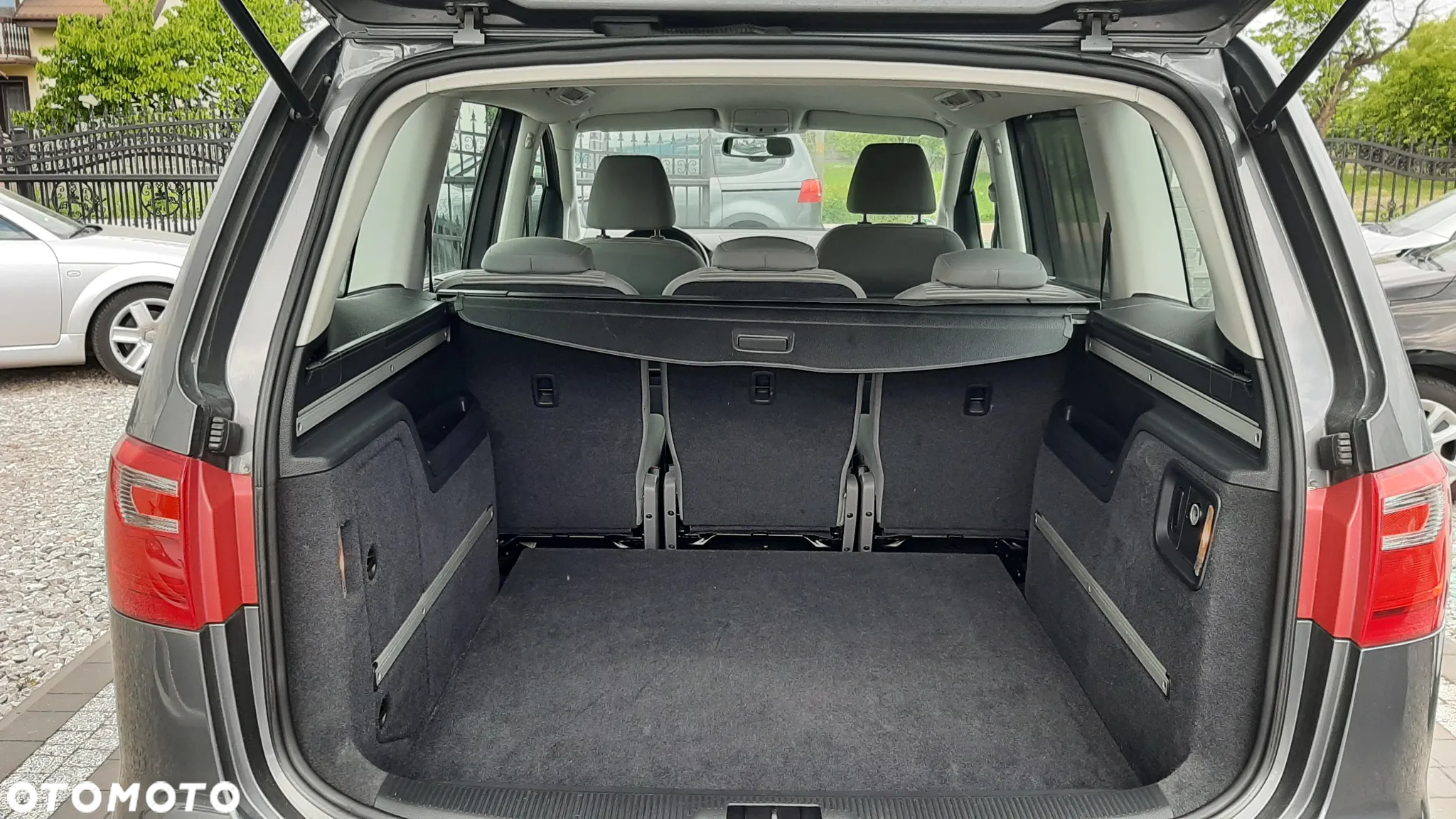 Seat Alhambra 2.0 TDI Reference DSG - 19