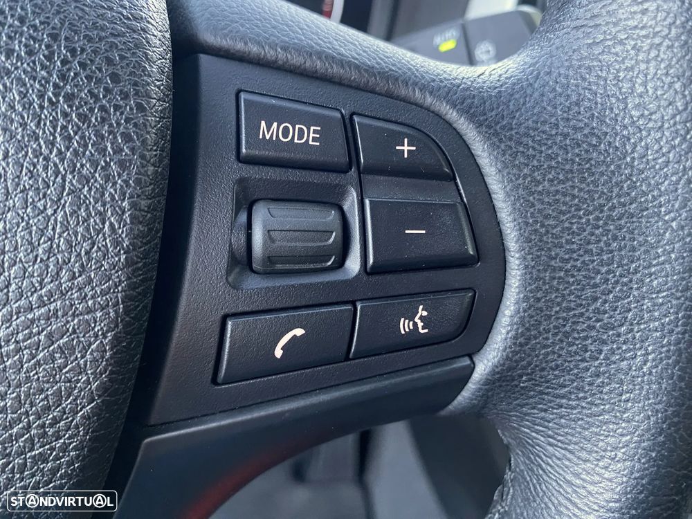 BMW 116 d EDynamics Advantage - 24