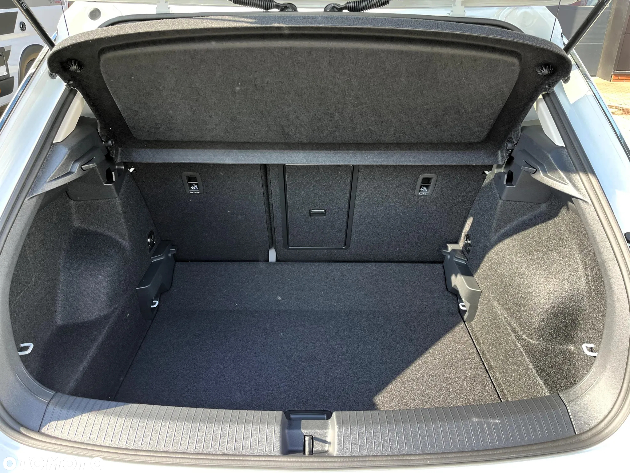 Volkswagen T-Roc 1.5 TSI Life Plus DSG - 31