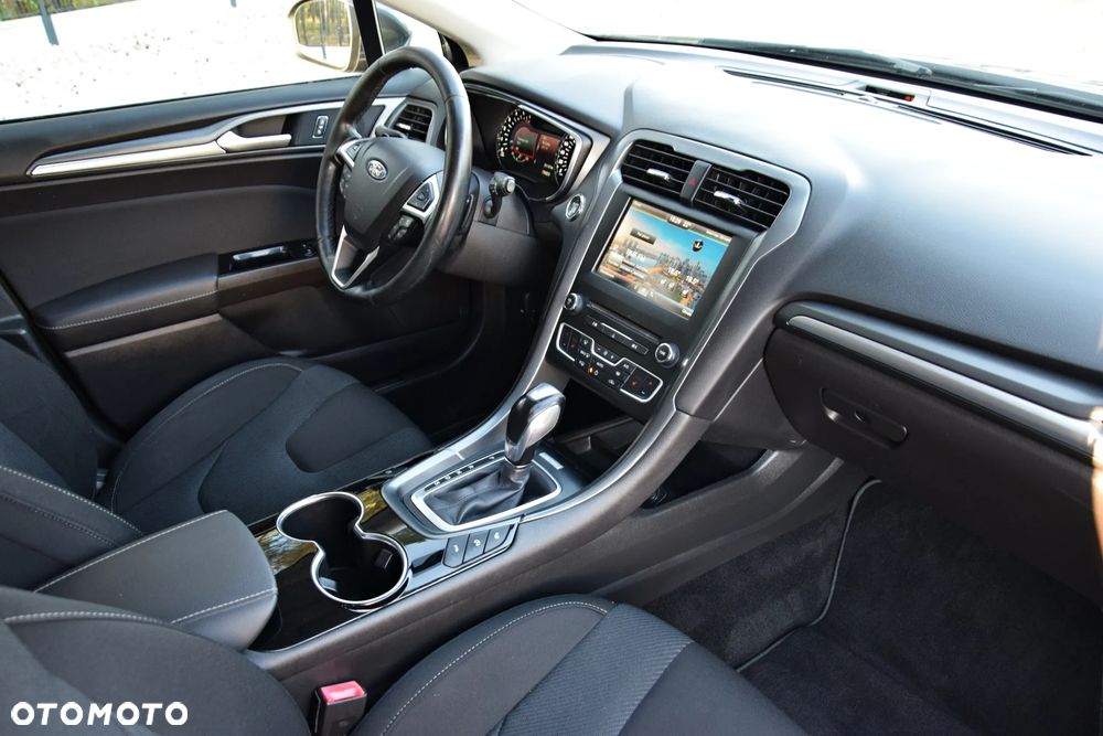 Ford Mondeo - 39