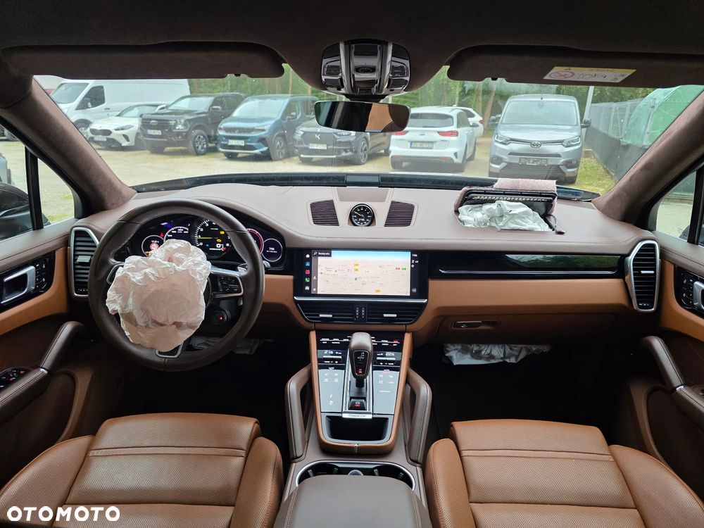 Porsche Cayenne E-Hybrid Platinum Edition - 18