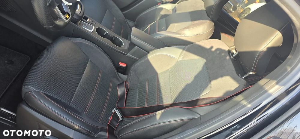 Renault Arkana 1.3 TCe mHEV R.S Line EDC - 16