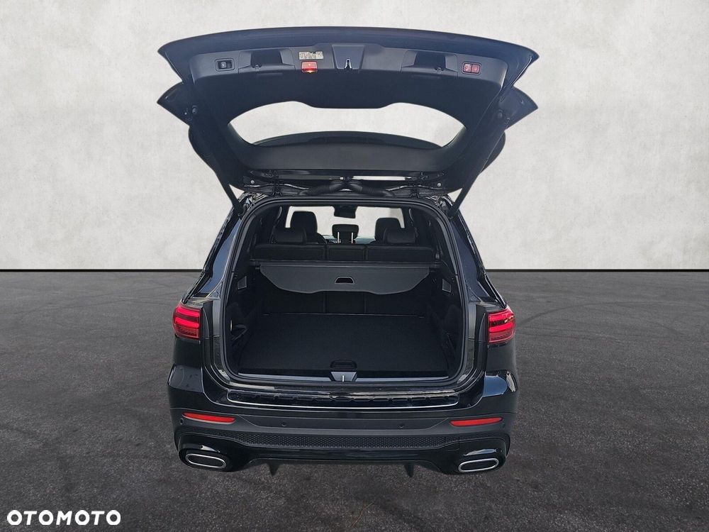 Mercedes-Benz GLB - 17