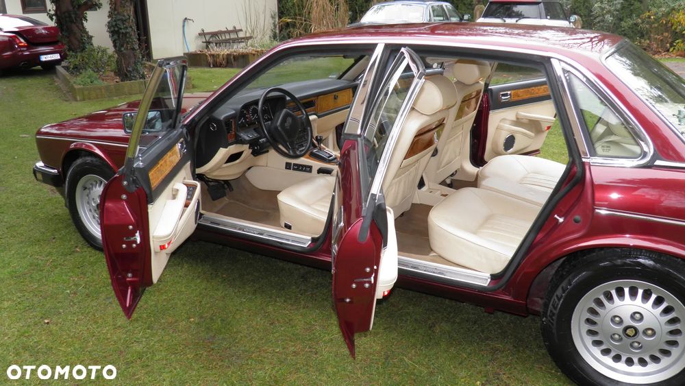 Jaguar XJ XJ6 4.0i - 12