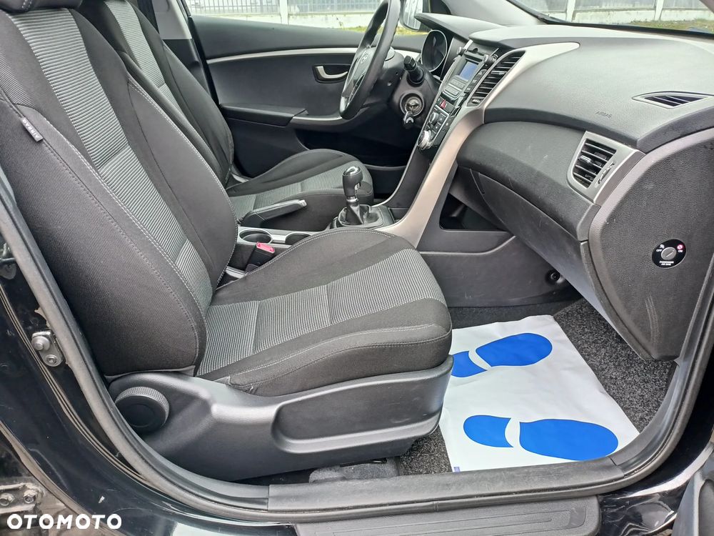 Hyundai i30 1.4 Fifa World Cup Edition - 8