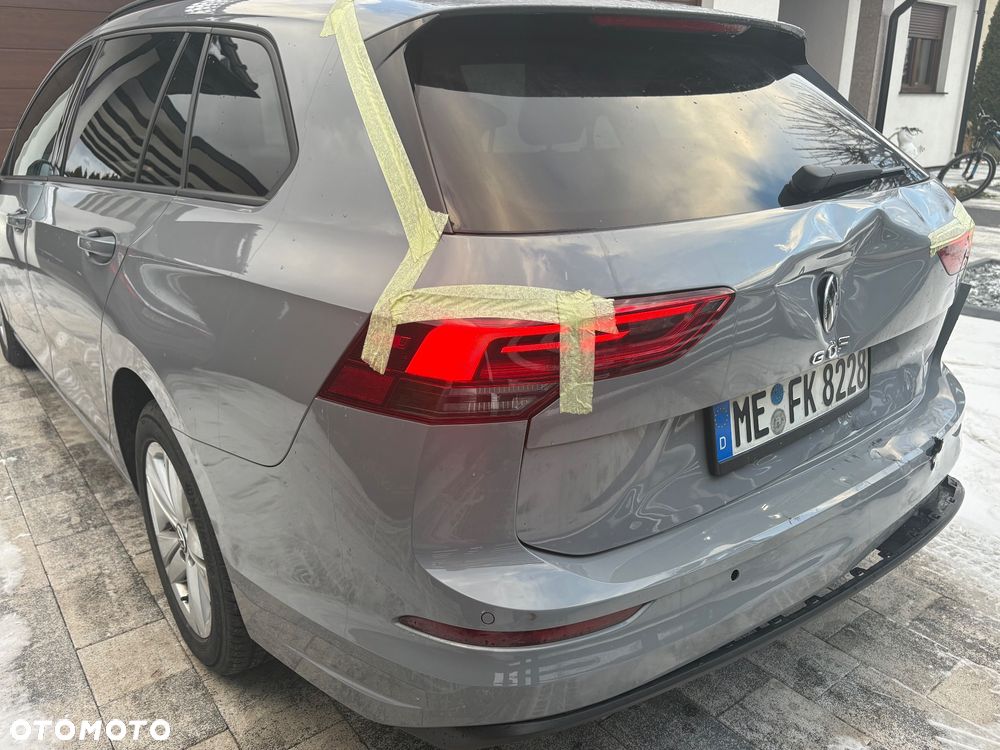 Volkswagen Golf Variant 2.0 TDI SCR Life - 12