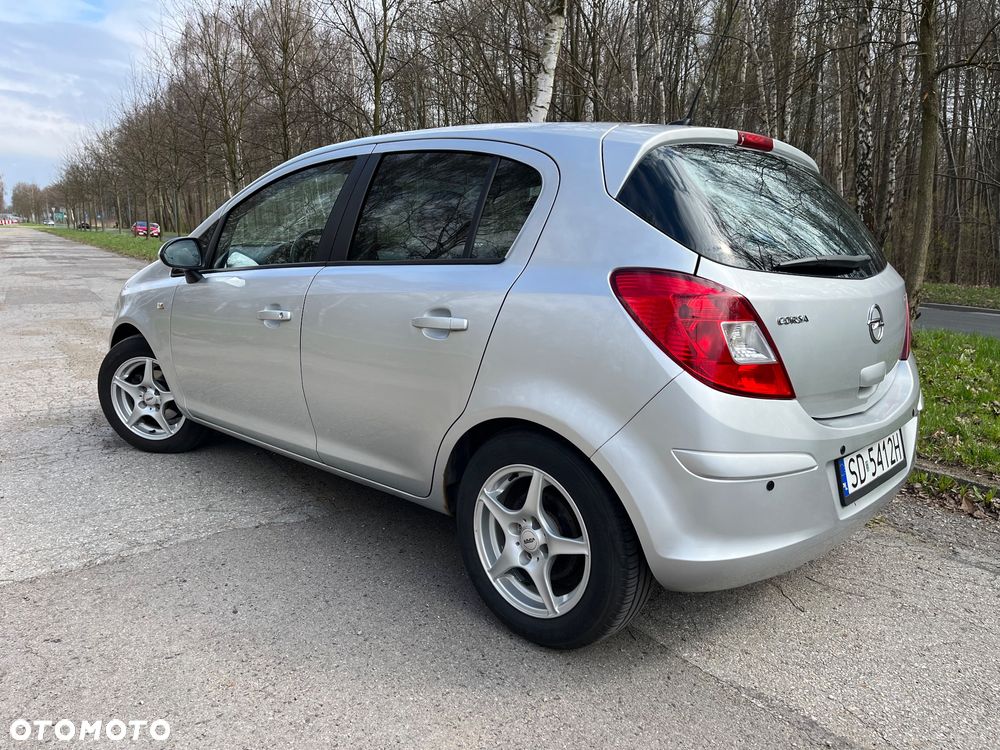 Opel Corsa 1.2 16V Enjoy - 7