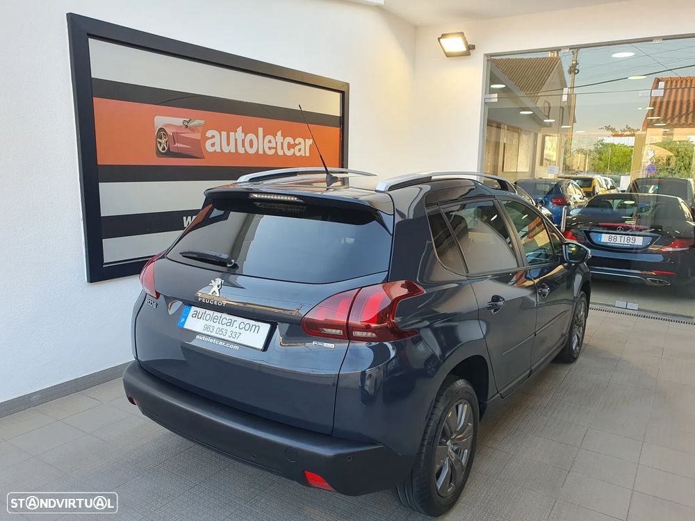 Peugeot 2008 1.2 PureTech Style EAT6 - 8