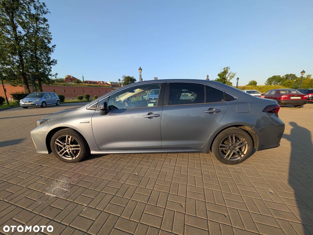 Toyota Corolla 1.8 Hybrid Comfort - 12