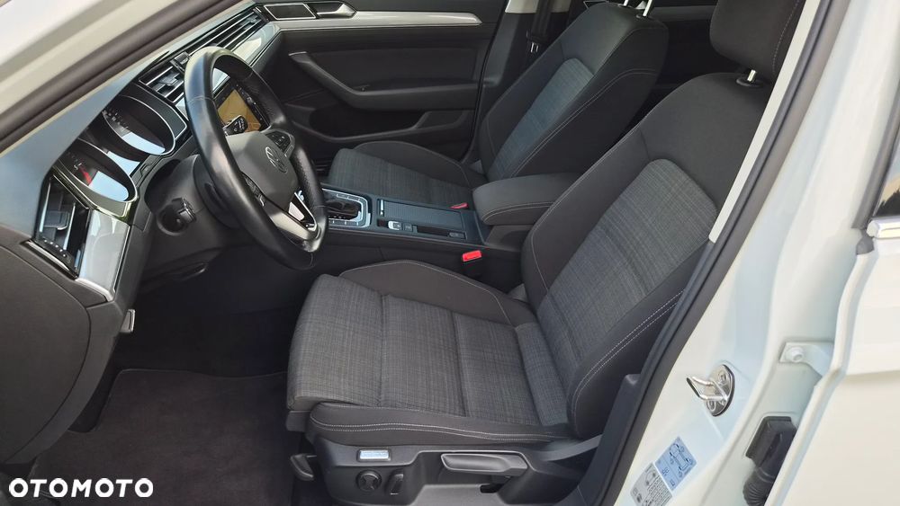 Volkswagen Passat Variant 2.0 TDI BMT Highline DSG - 14