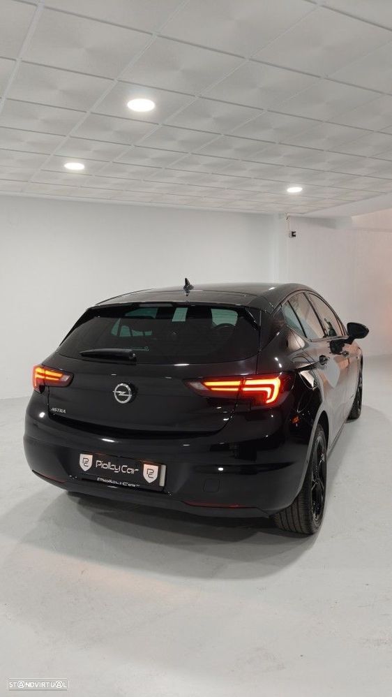 Opel Astra 1.2 T Design & Tech S/S - 6