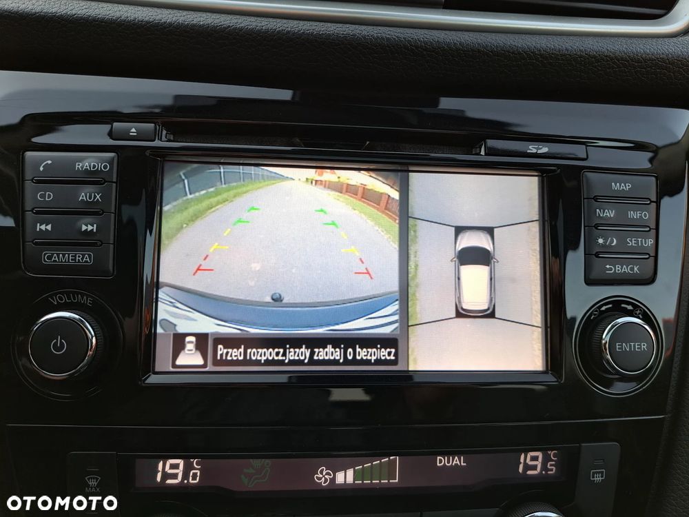 Nissan Qashqai 1.2 DIG-T N-Connecta - 23