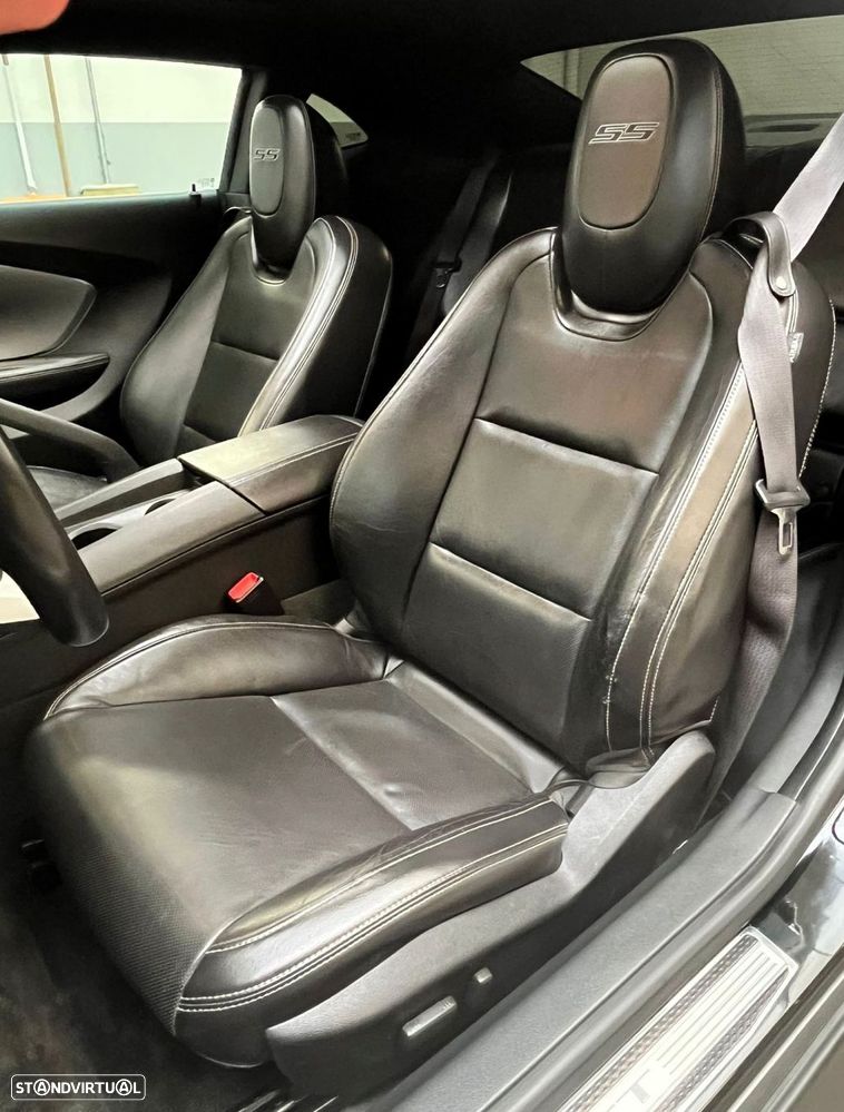 Chevrolet Camaro - 26