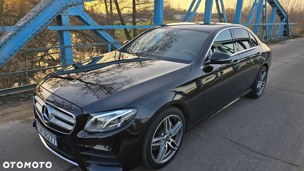 Mercedes-Benz Klasa E 220 d 4-Matic 9G-TRONIC - 27