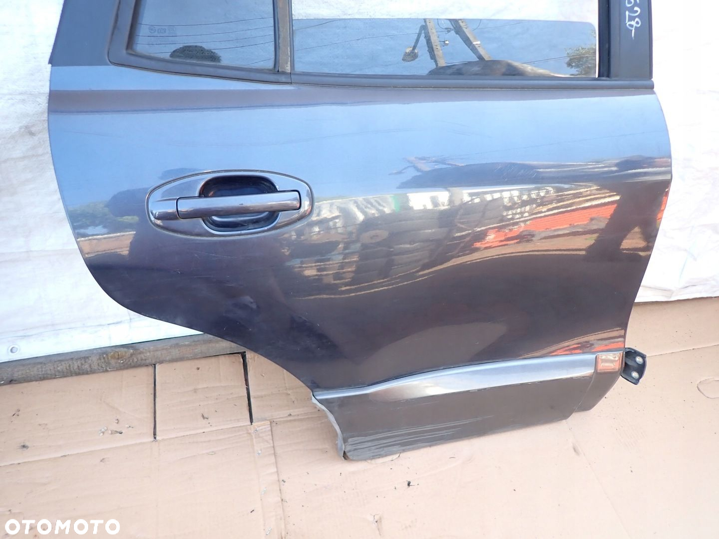 HYUNDAI SANTA FE 01- DRZWI TYLNE PRAWE 5W - 6