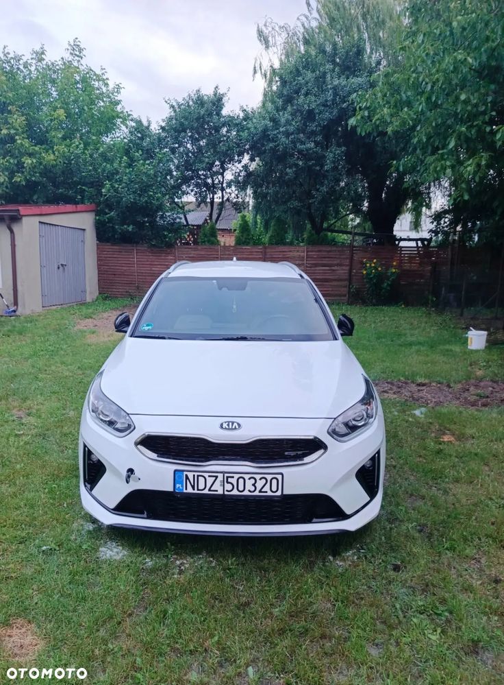 Kia Ceed 1.6 CRDi (48V Mild-Hybrid) DCT7 GT Line - 14
