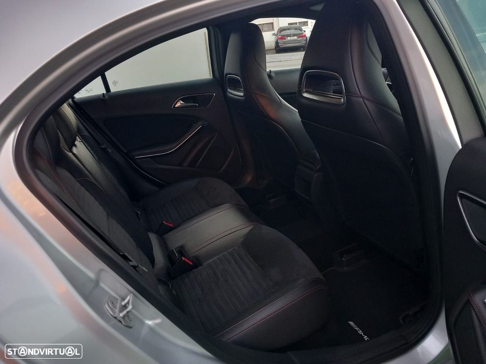 Mercedes-Benz A 180 d AMG Line - 20