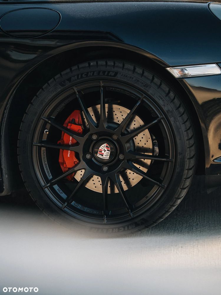 Porsche 911 Carrera S PDK - 3