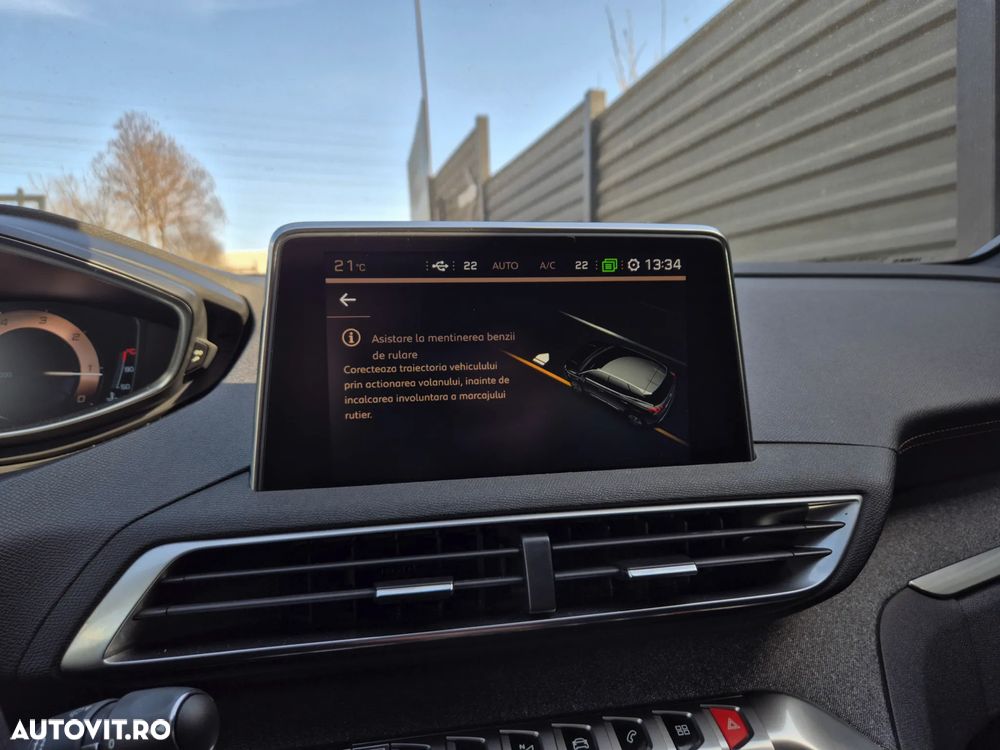 Peugeot 3008 1.5 BlueHDI 130 EAT8 GT - 32