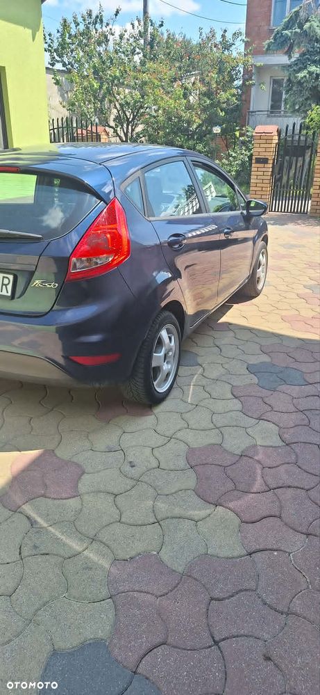 Ford Fiesta 1.25 Ambiente - 14