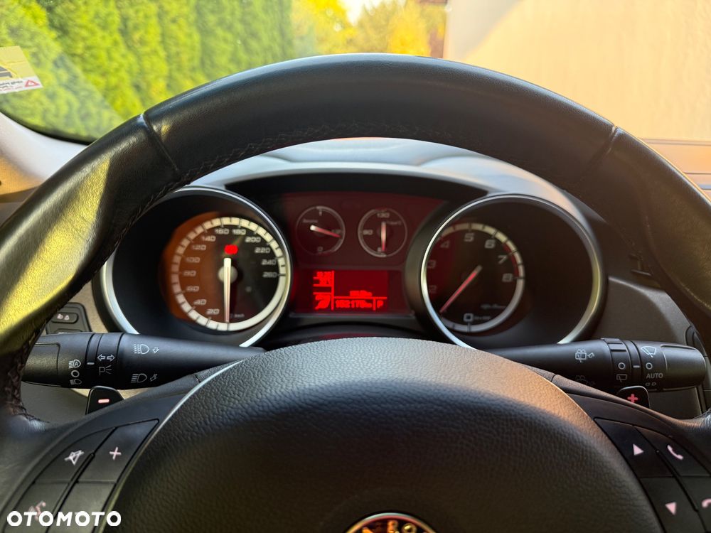 Alfa Romeo Giulietta 1.4 TB MultiAir Exclusive TCT - 16