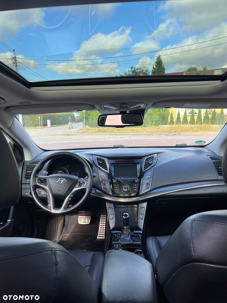 Hyundai i40 Kombi 1.7 CRDi DCT Premium - 12