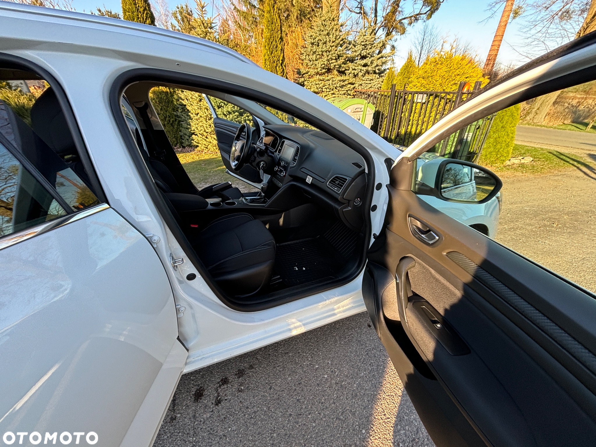 Renault Megane 1.5 dCi Intens EDC - 16
