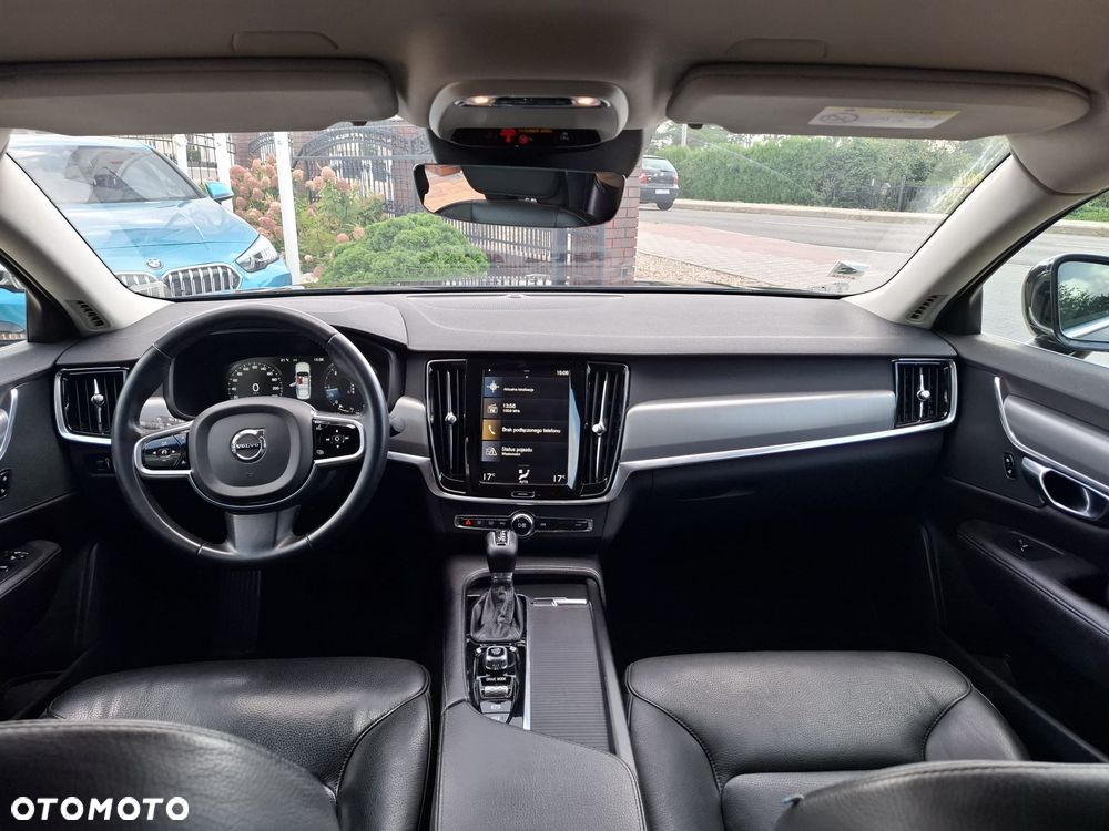 Volvo S90 D3 Momentum Pro - 17