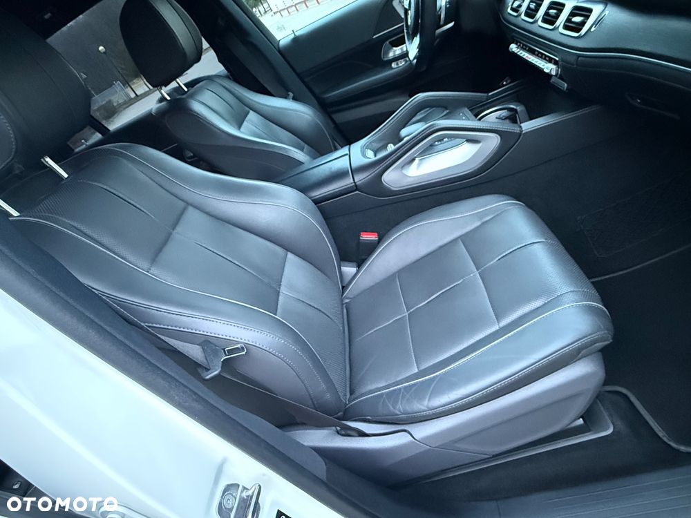 Mercedes-Benz GLS - 20