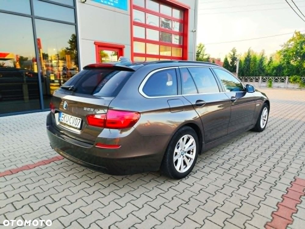 BMW Seria 5 525d - 20
