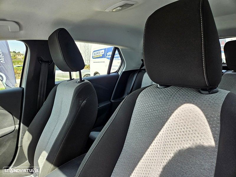 Opel Corsa 1.2 T Edition - 10