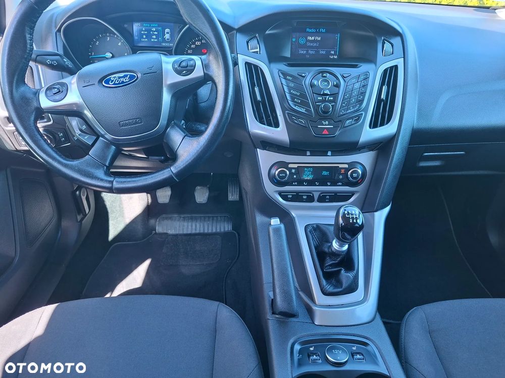 Ford Focus 1.6 TDCi DPF Start-Stopp-System SYNC Edition - 11