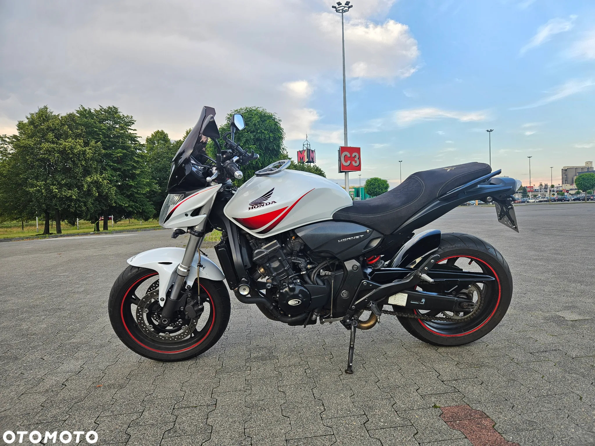 Honda Hornet - 2