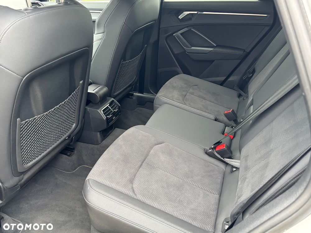 Audi Q3 35 TFSI mHEV S-Line S tronic - 32