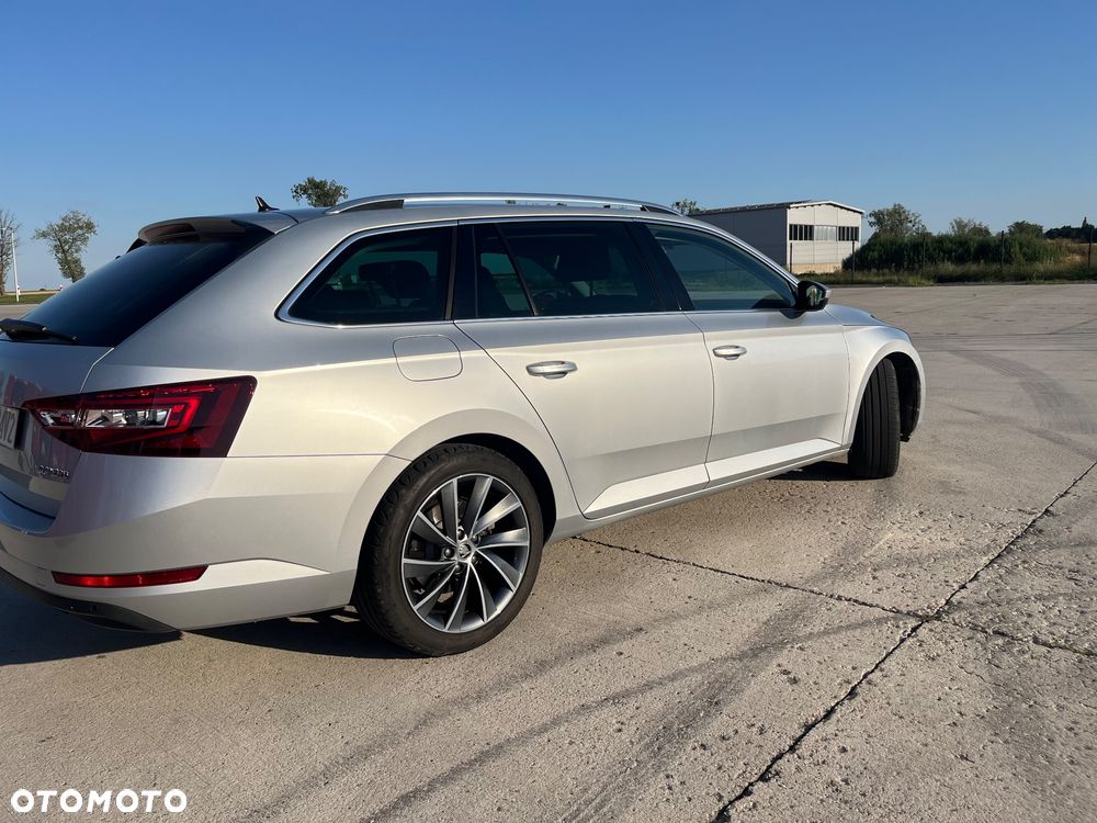 Skoda Superb 2.0 TDI L&K DSG - 14